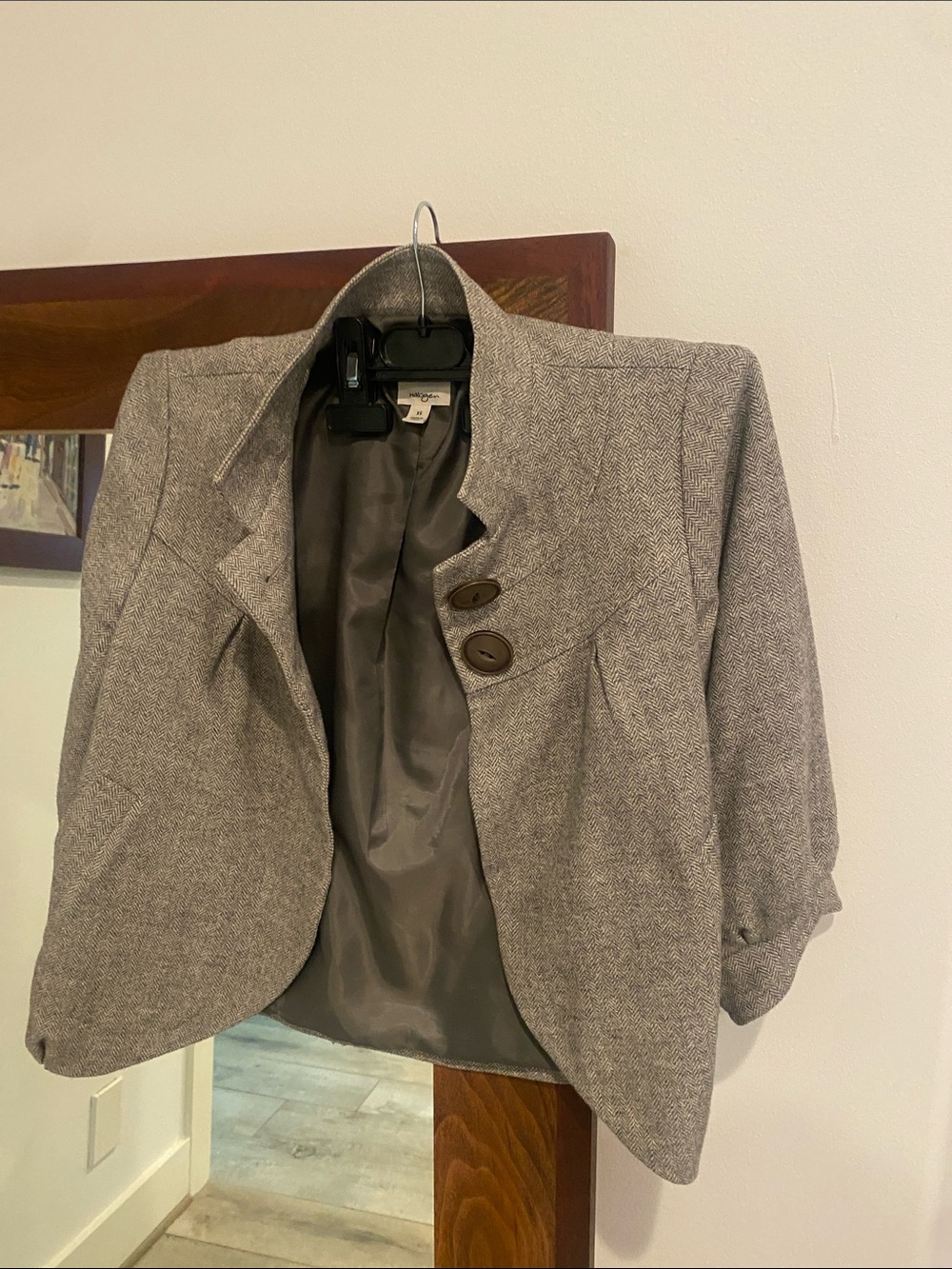 Halogen Gray Cropped Herringbone Blazer with Button Detail